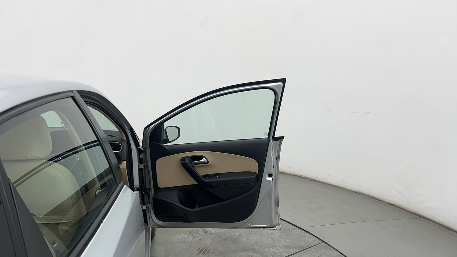 Used 2017 Volkswagen Ameo Highline Plus 1.5L AT (D)16 Alloy Diesel Automatic interior RIGHT FRONT DOOR OPEN VIEW
