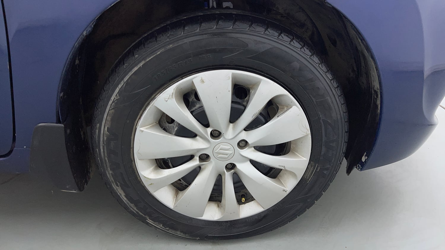 Used 2018 Maruti Suzuki Baleno Delta 1.2 Petrol Manual tyres RIGHT FRONT TYRE RIM VIEW