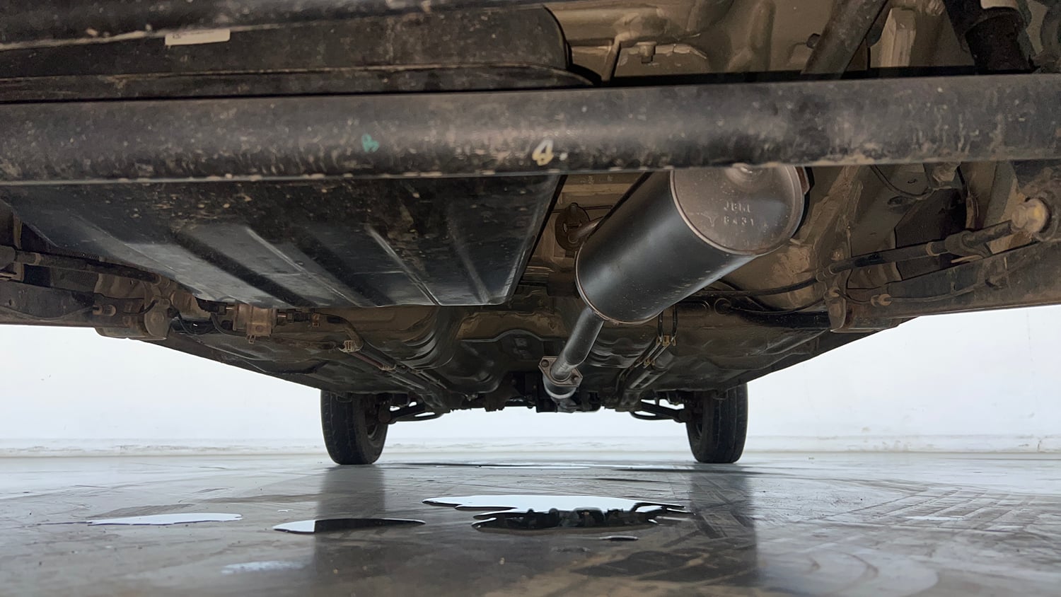 Used 2020 Maruti Suzuki Alto 800 LXi Petrol Manual extra REAR UNDERBODY VIEW (TAKEN FROM REAR)