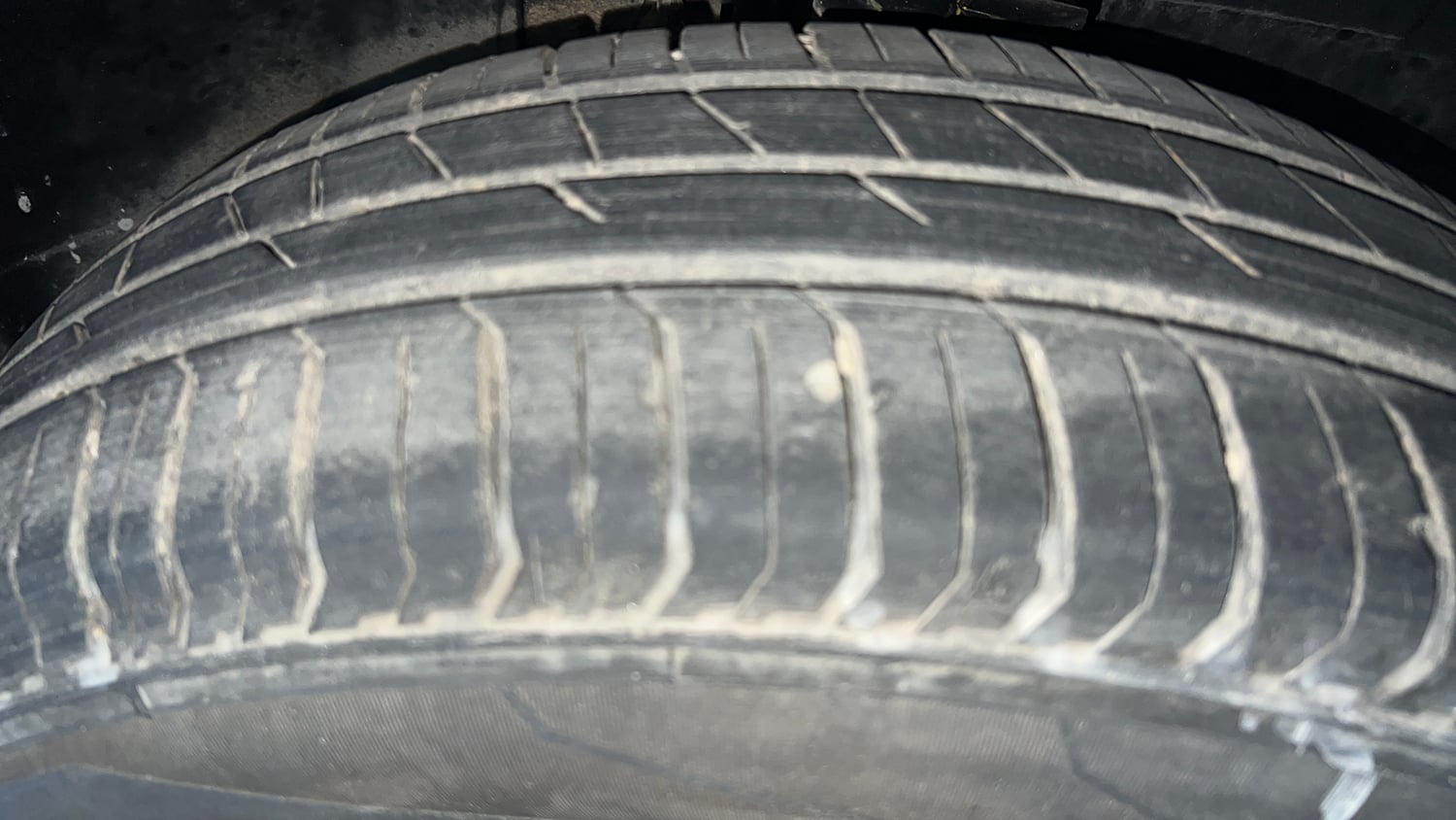 Used 2023 Tata Punch Pure MT Petrol Manual tyres RIGHT FRONT TYRE TREAD VIEW
