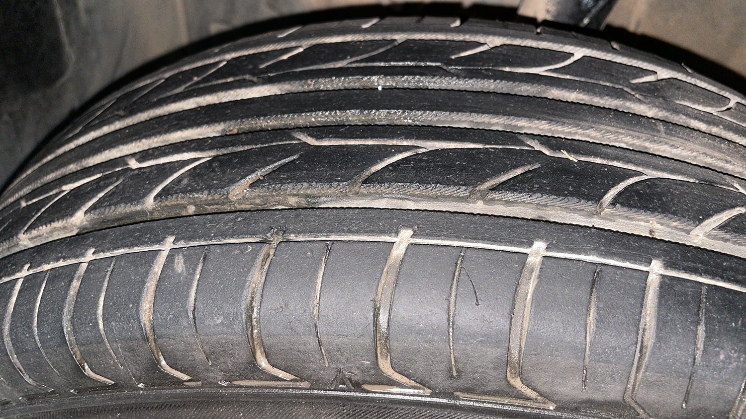Used 2014 Nissan Micra Active XL Petrol Manual tyres LEFT FRONT TYRE TREAD VIEW