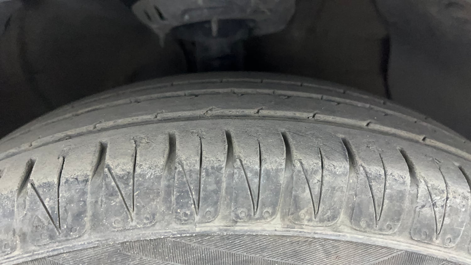 Used 2020 Hyundai Grand i10 Nios Asta AMT 1.2 Kappa VTVT Petrol Automatic tyres RIGHT FRONT TYRE TREAD VIEW