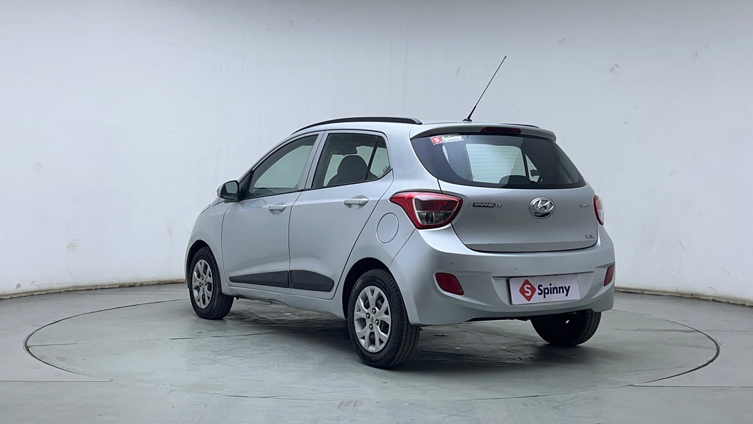 Used 2016 Hyundai Grand i10 Sportz 1.2 Kappa VTVT Petrol Manual exterior LEFT REAR CORNER VIEW