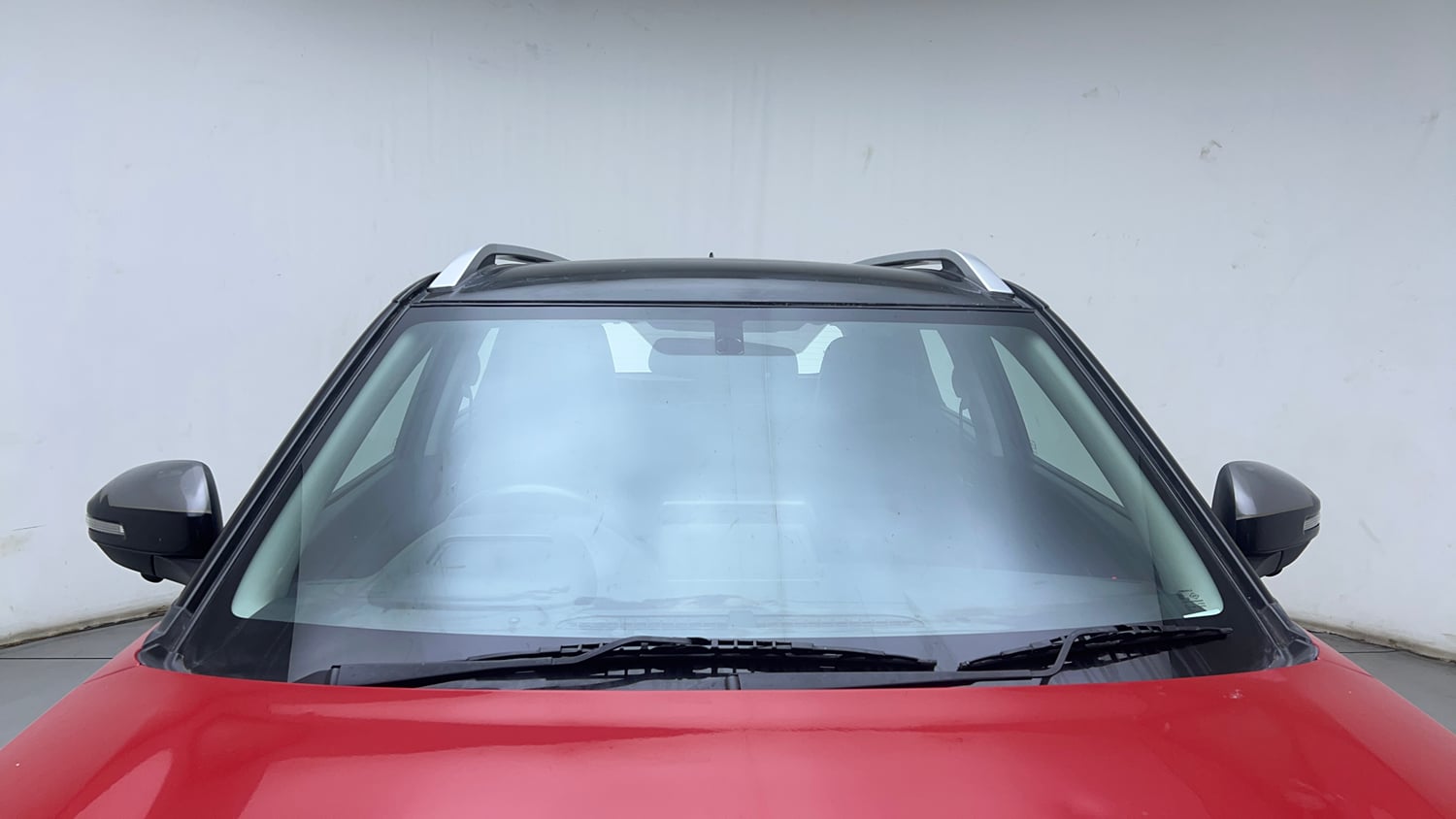 Used 2023 Maruti Suzuki Brezza Zxi Plus Dual Tone Petrol Manual exterior FRONT WINDSHIELD VIEW