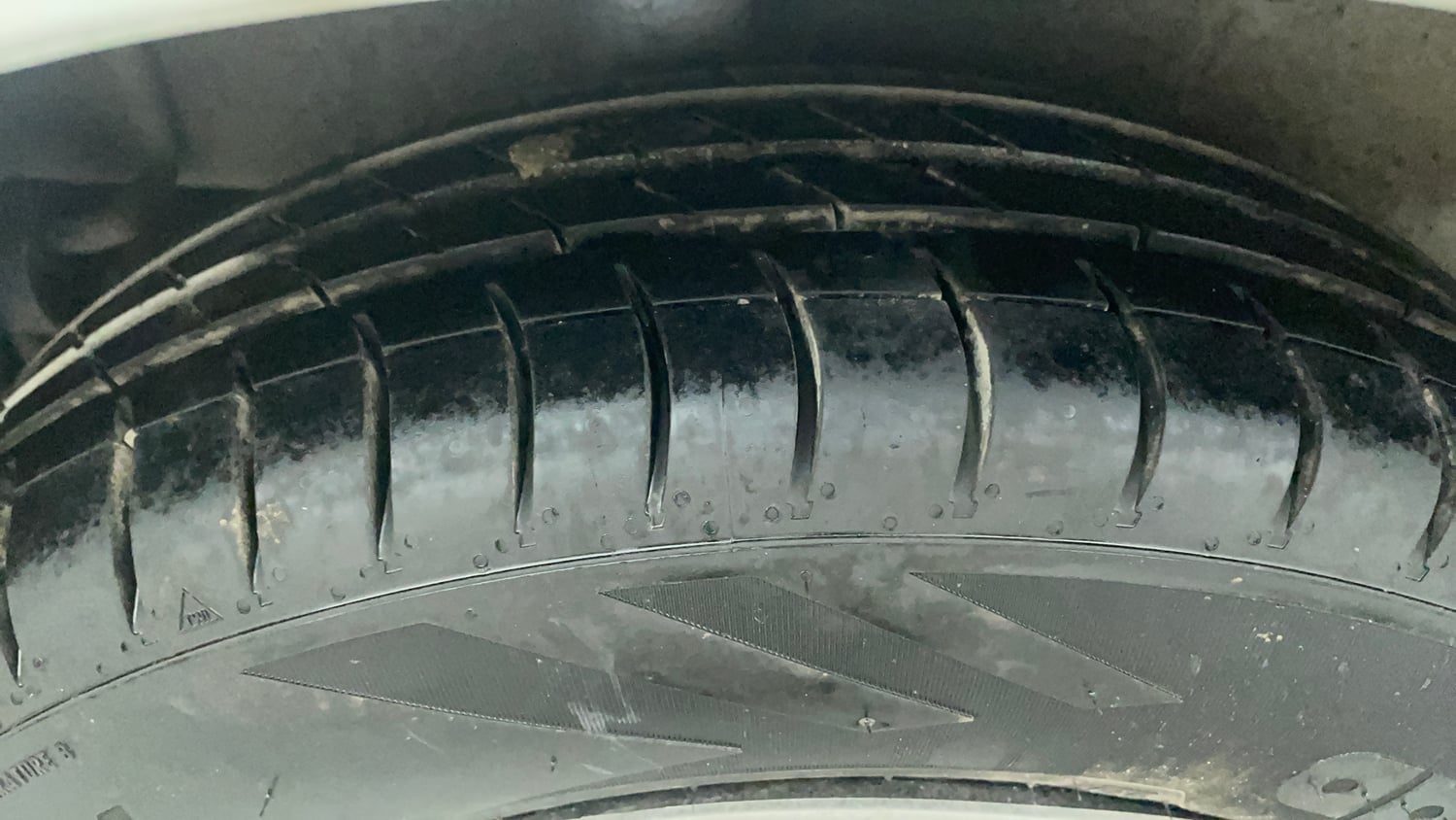 Used 2017 Maruti Suzuki Celerio VXi Petrol Manual tyres RIGHT REAR TYRE TREAD VIEW
