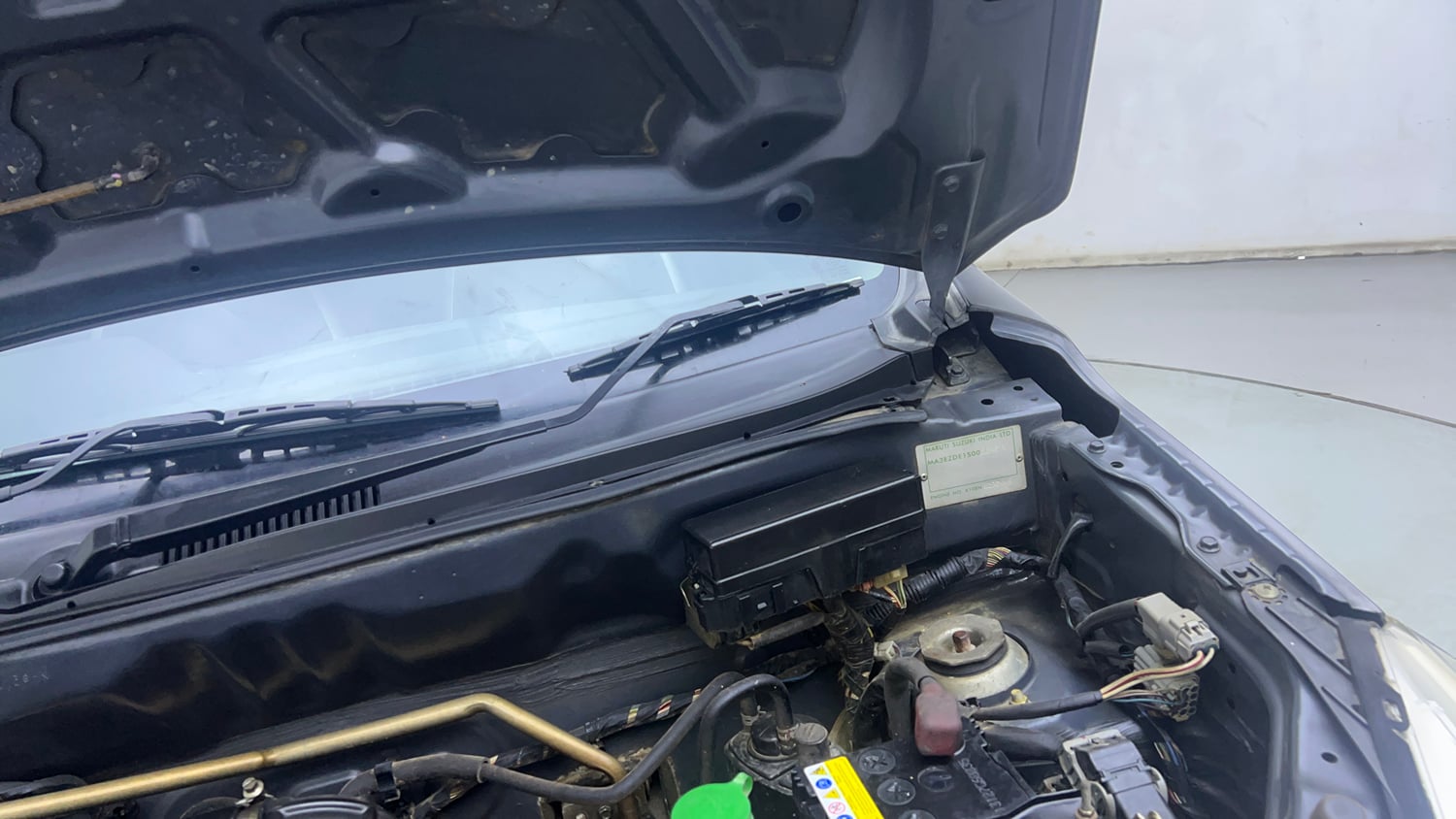 Used 2019 Maruti Suzuki Alto K10 VXi (O) Petrol Manual engine ENGINE LEFT SIDE HINGE & APRON VIEW