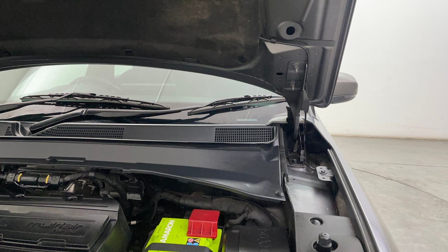 Used 2022 Jeep Compass 5th Anniversary Edition 1.4 Petrol DCT Petrol Automatic engine ENGINE LEFT SIDE HINGE & APRON VIEW
