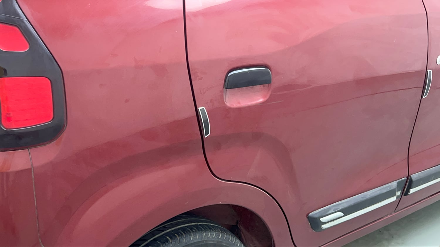 Used 2023 Maruti Suzuki Wagon R VXI 1.0 CNG Cng Manual dents MINOR SCRATCH