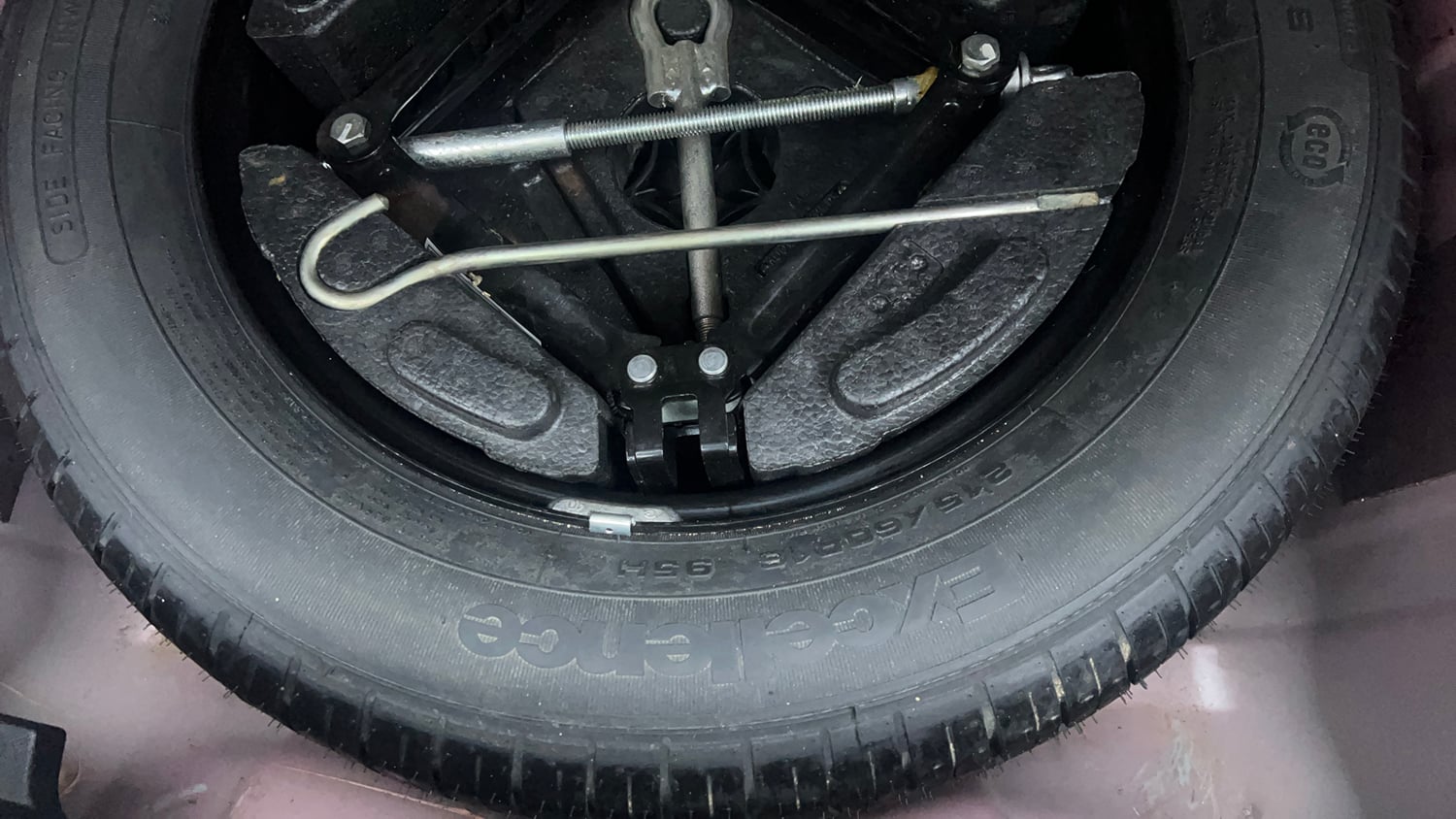 Used 2018 Tata Nexon XZ Plus Diesel Diesel Manual tyres SPARE TYRE VIEW