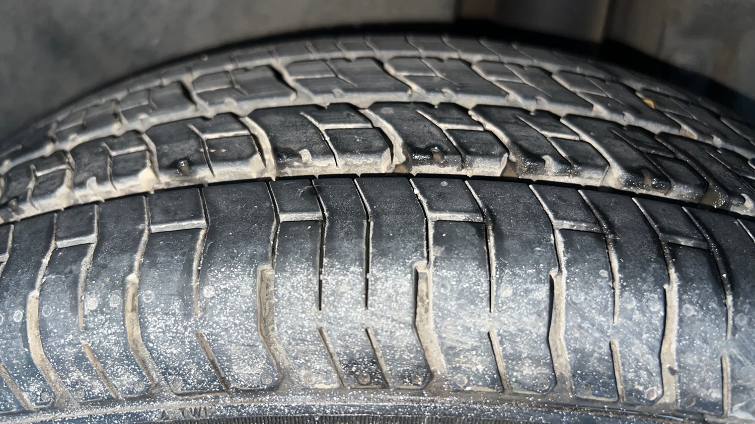 Used 2015 Maruti Suzuki Swift Dzire VXI Petrol Manual tyres LEFT REAR TYRE TREAD VIEW