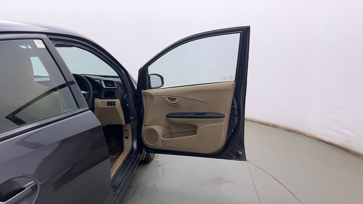 Used 2017 Honda Amaze 1.2 S i-VTEC Opt Petrol Manual interior RIGHT FRONT DOOR OPEN VIEW