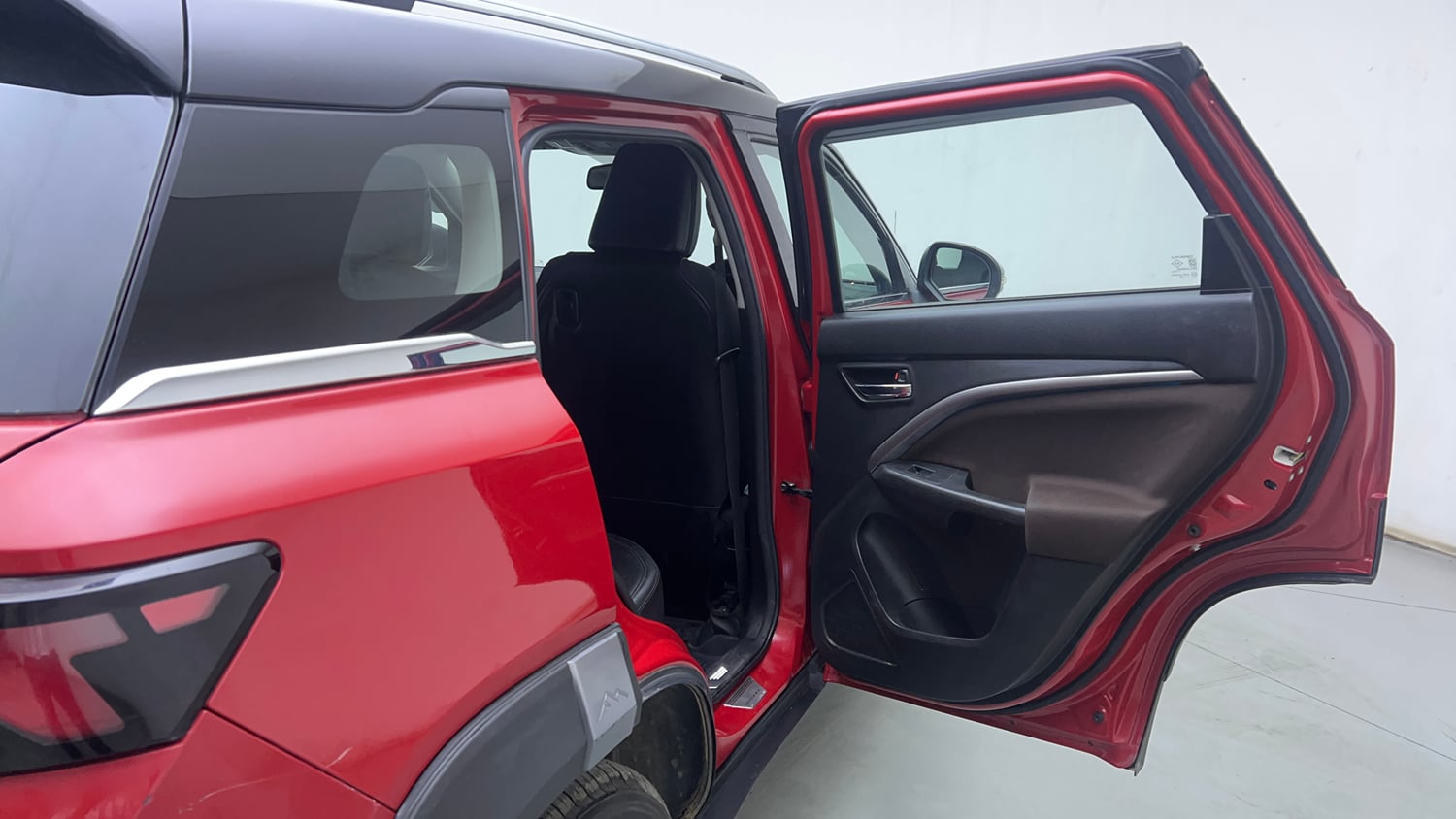 Used 2023 Maruti Suzuki Brezza Zxi Plus Dual Tone Petrol Manual interior RIGHT REAR DOOR OPEN VIEW
