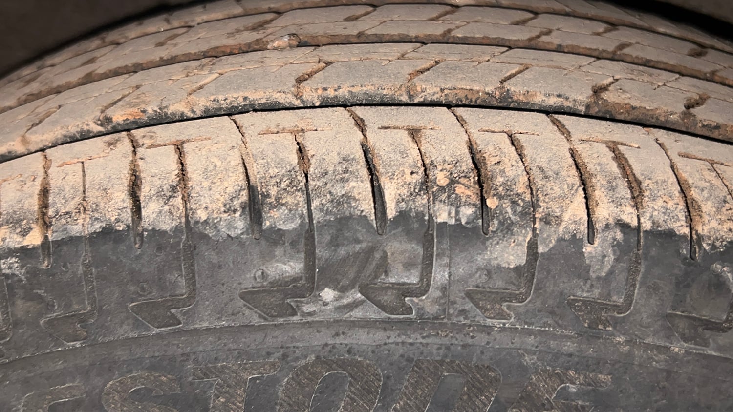 Used 2022 Maruti Suzuki Ignis Sigma 1.2 MT Petrol Manual tyres RIGHT REAR TYRE TREAD VIEW