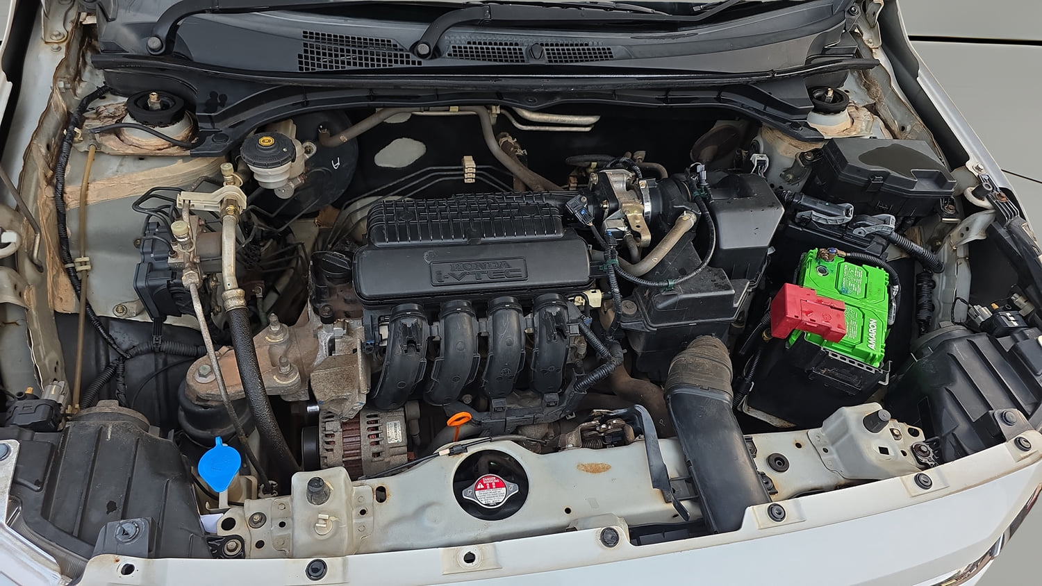 Used 2019 Honda Amaze 1.2 V CVT Petrol Petrol Automatic engine ENGINE RIGHT SIDE VIEW