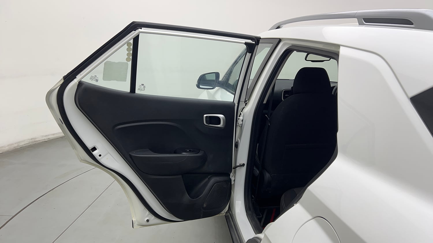 Used 2021 Hyundai Venue SX Plus 1.0 Turbo DCT Petrol Automatic interior LEFT REAR DOOR OPEN VIEW