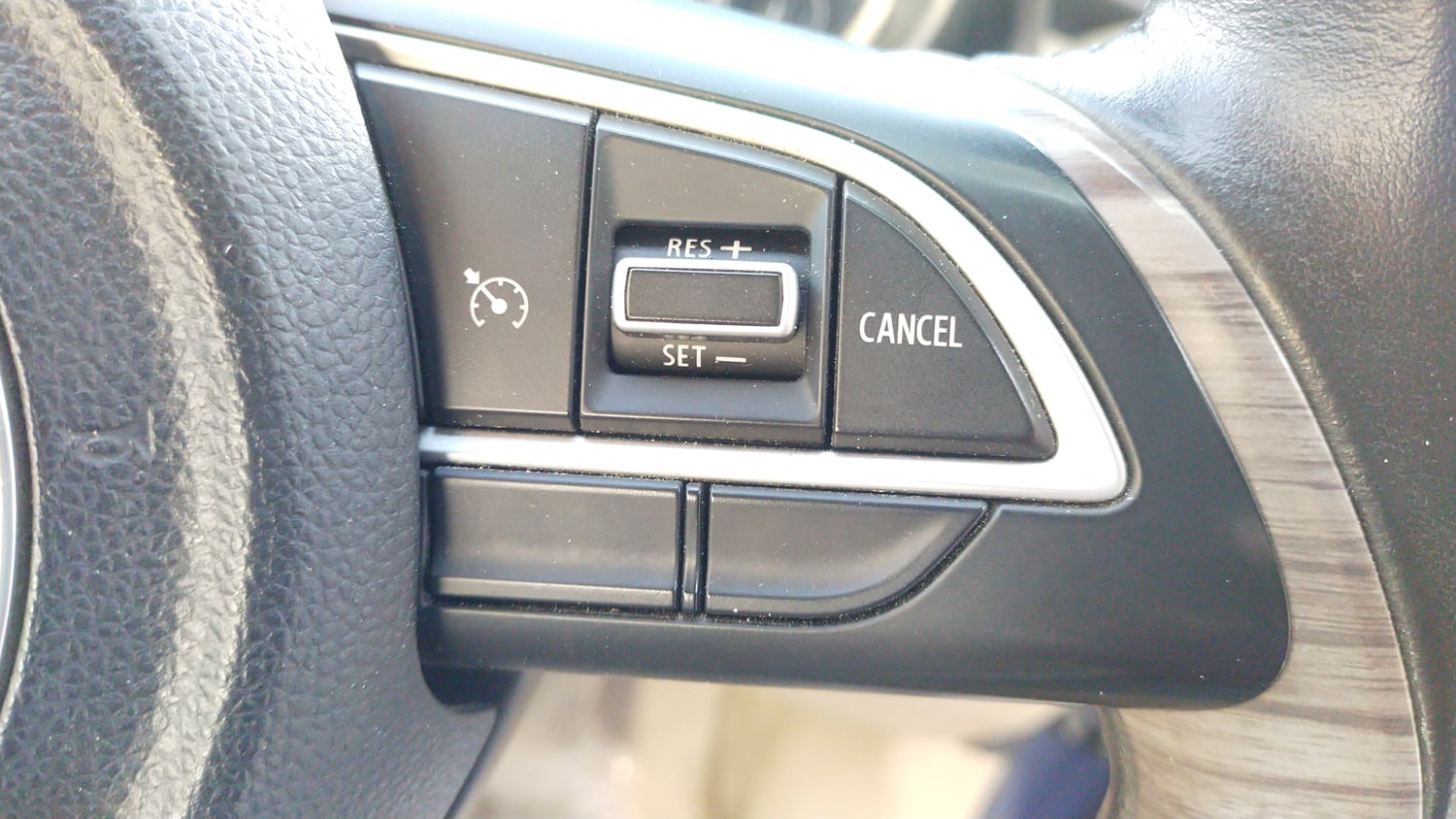 Used 2021 Maruti Suzuki Dzire ZXi Plus Petrol Manual top_features Cruise control