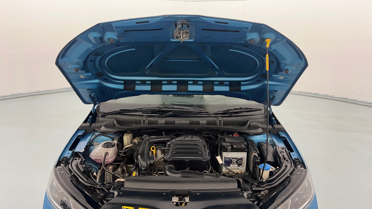 Used 2023 Skoda Slavia Style 1.0L TSI MT Petrol Manual engine ENGINE & BONNET OPEN FRONT VIEW