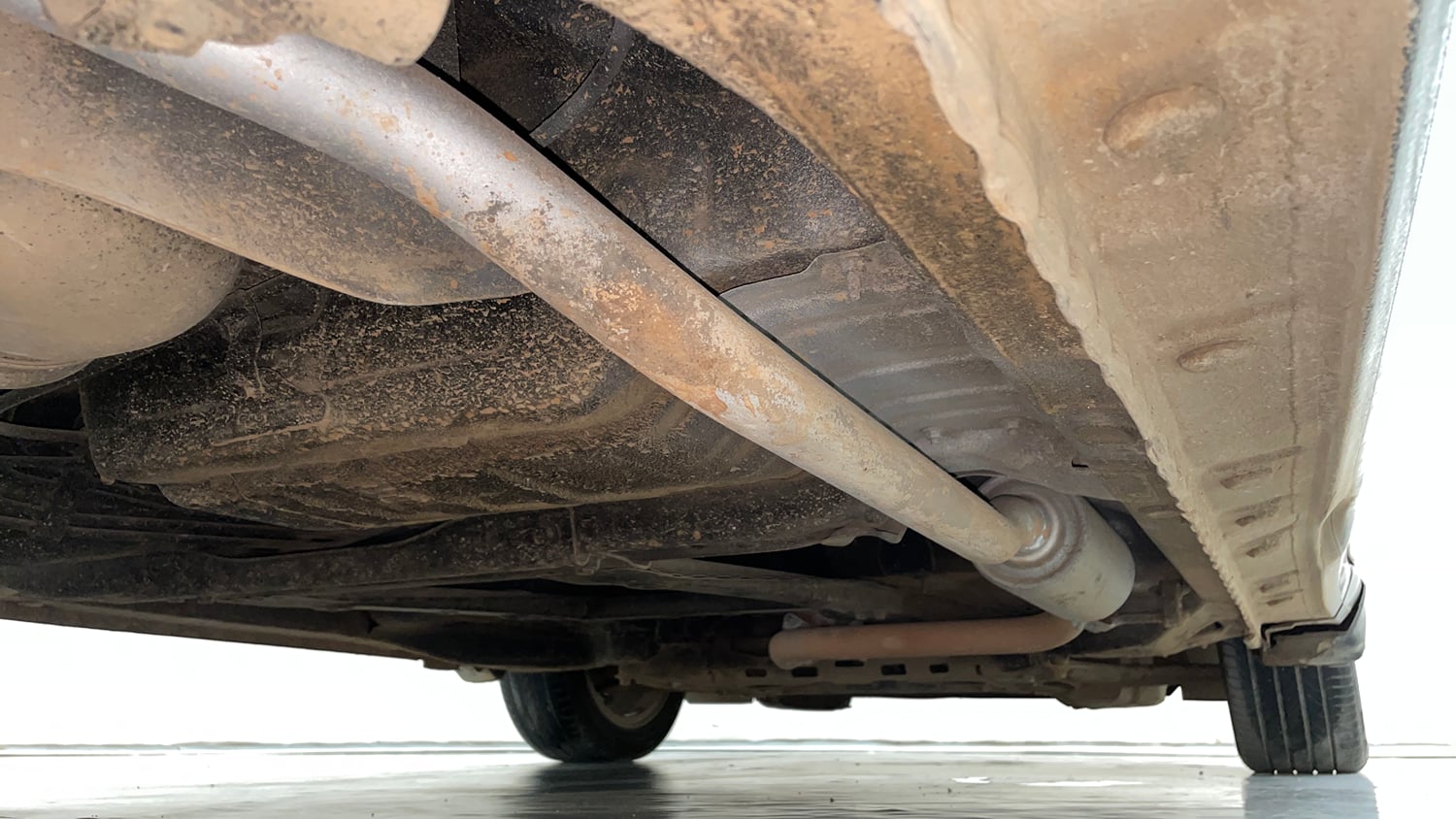 Used 2018 Honda City ZX CVT Petrol Petrol Automatic extra REAR RIGHT UNDERBODY VIEW