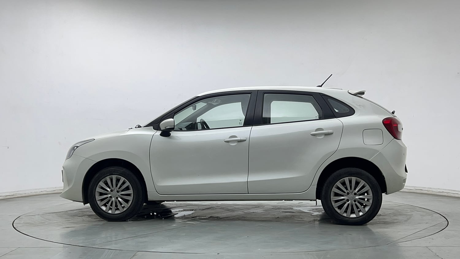 Used 2021 Maruti Suzuki Baleno Delta Petrol Manual exterior LEFT SIDE VIEW