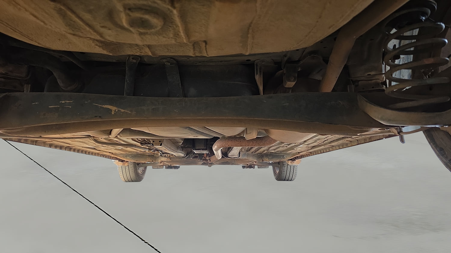 Used 2019 Honda Amaze 1.2 V CVT Petrol Petrol Automatic extra REAR UNDERBODY VIEW (TAKEN FROM REAR)
