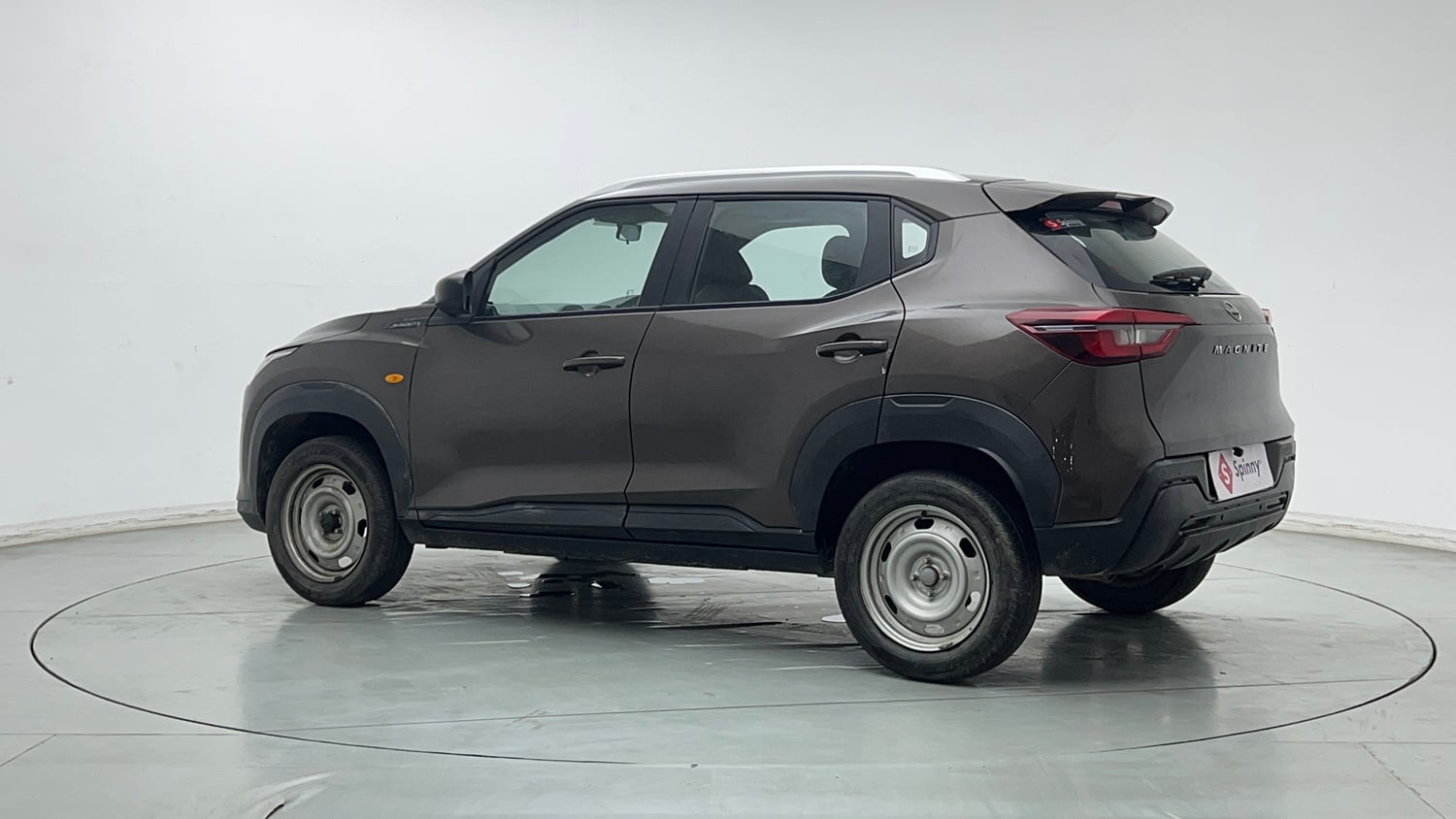 Used 2023 Nissan Magnite XE Petrol Manual exterior LEFT SIDE VIEW