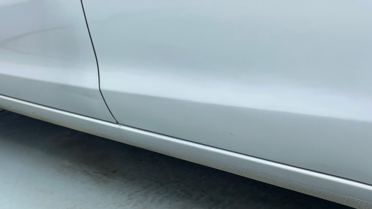 Used 2018 Maruti Suzuki Ertiga VXI CNG (Outside Fitted) Cng Manual dents MINOR DENT