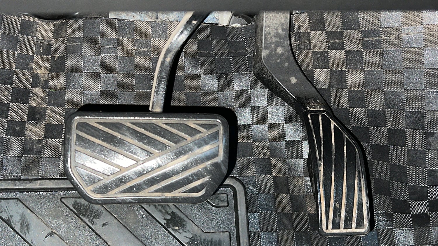Used 2022 Toyota Urban Cruiser Premium Grade AT Petrol Automatic interior PEDALS VIEW
