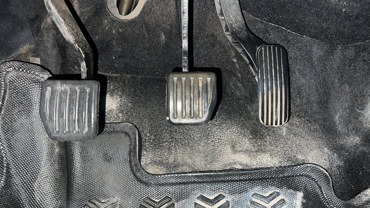 Used 2021 Tata Harrier XZ Diesel Manual interior PEDALS VIEW
