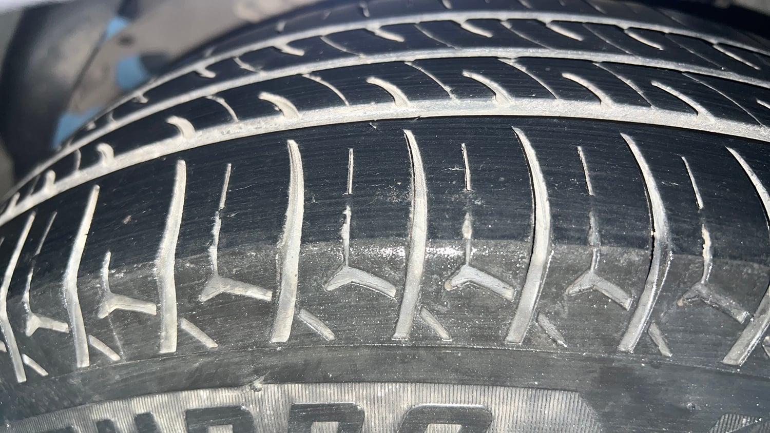 Used 2018 Hyundai Grand i10 Sportz 1.2 Kappa VTVT Petrol Manual tyres RIGHT REAR TYRE TREAD VIEW