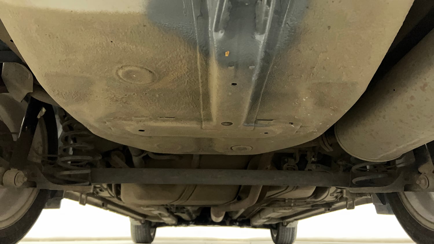 Used 2020 Maruti Suzuki Ciaz Alpha 1.5 AT Petrol Automatic extra REAR UNDERBODY VIEW (TAKEN FROM REAR)