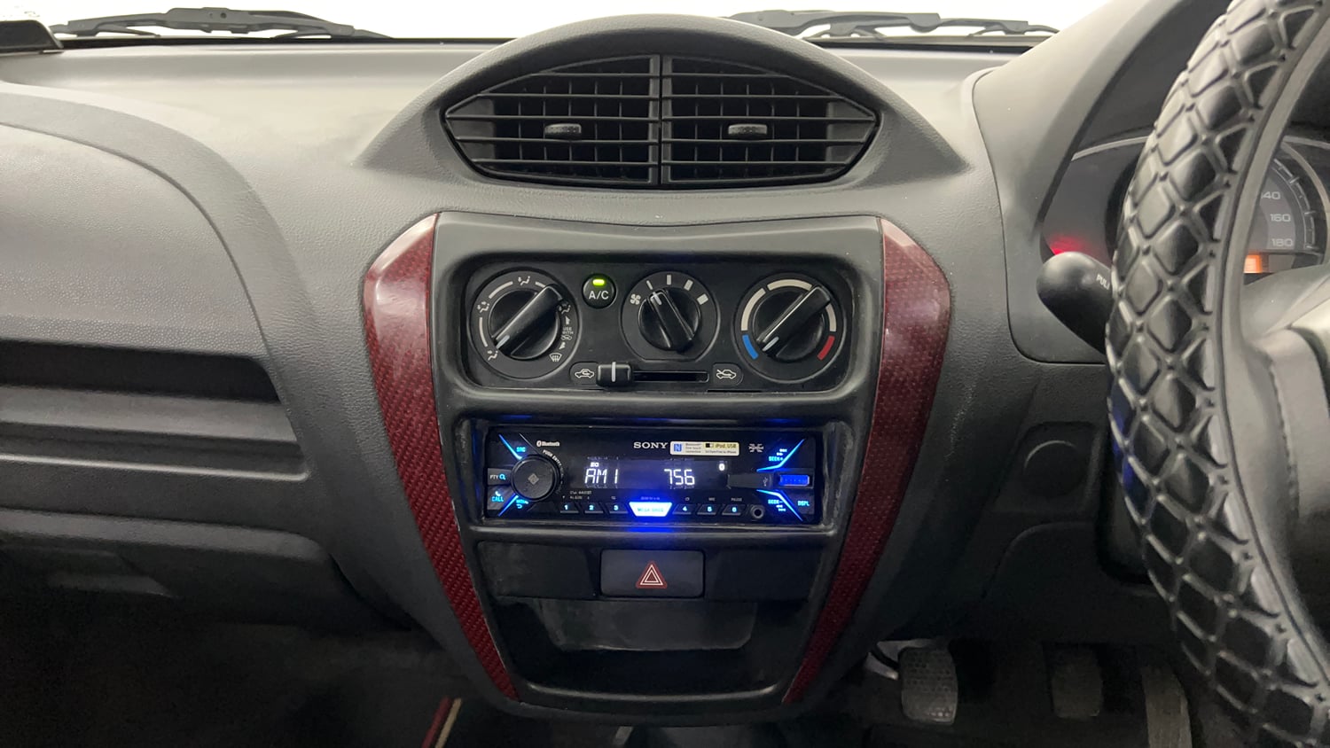 Used 2016 Maruti Suzuki Alto 800 Lxi Petrol Manual interior MUSIC SYSTEM & AC CONTROL VIEW