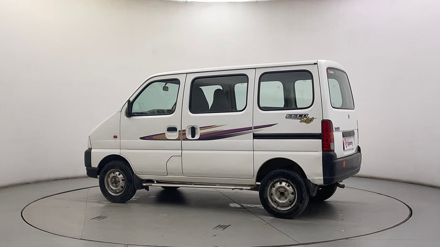 Used 2013 Maruti Suzuki Eeco 5 STR WITH A/C+HTR Petrol Manual exterior LEFT REAR CORNER VIEW
