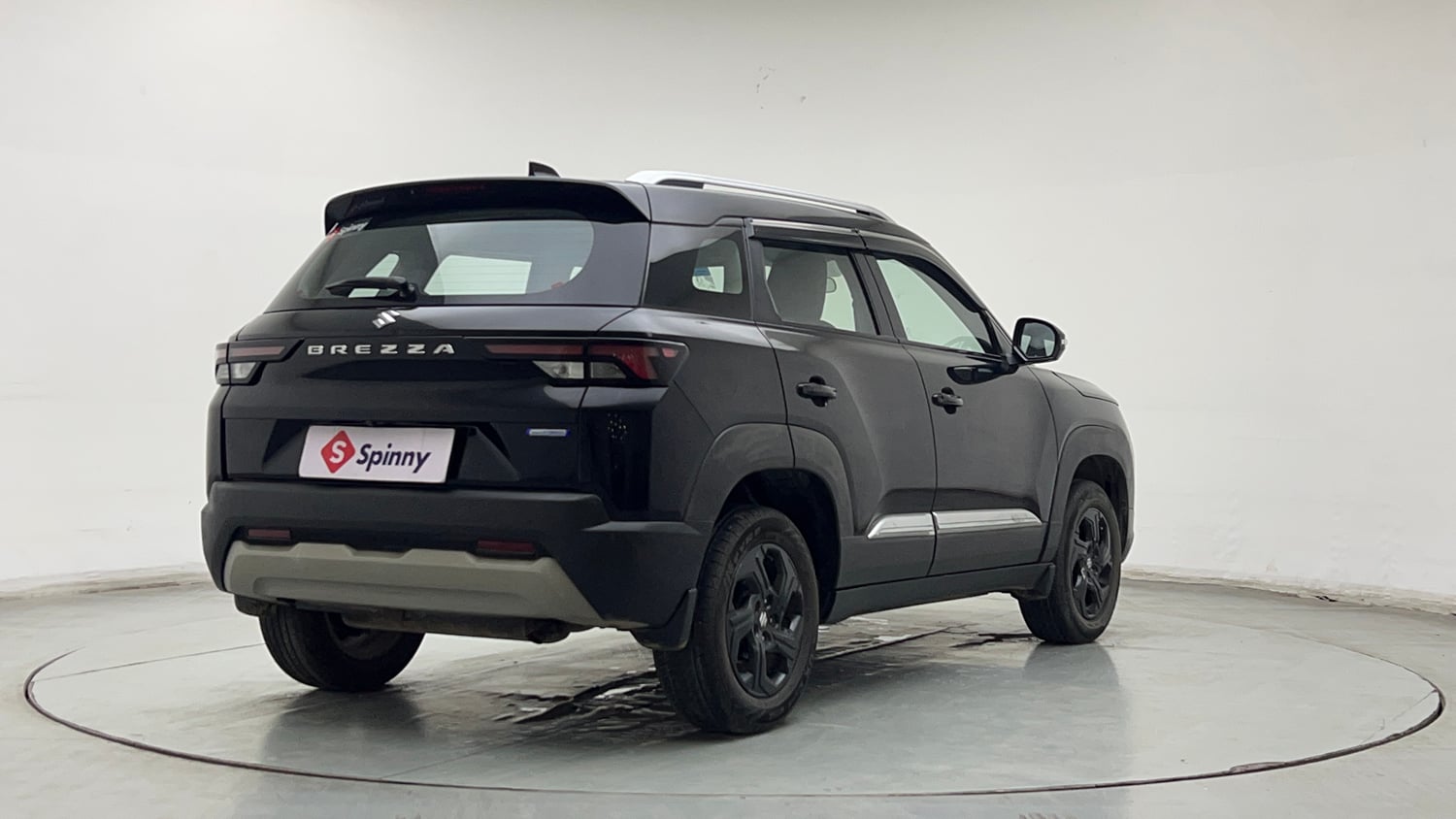 Used 2023 Maruti Suzuki Brezza ZXi AT Petrol Automatic exterior RIGHT REAR CORNER VIEW