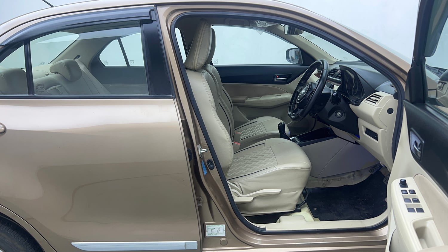 Used 2018 Maruti Suzuki Dzire VXi Petrol Manual interior RIGHT SIDE FRONT DOOR CABIN VIEW