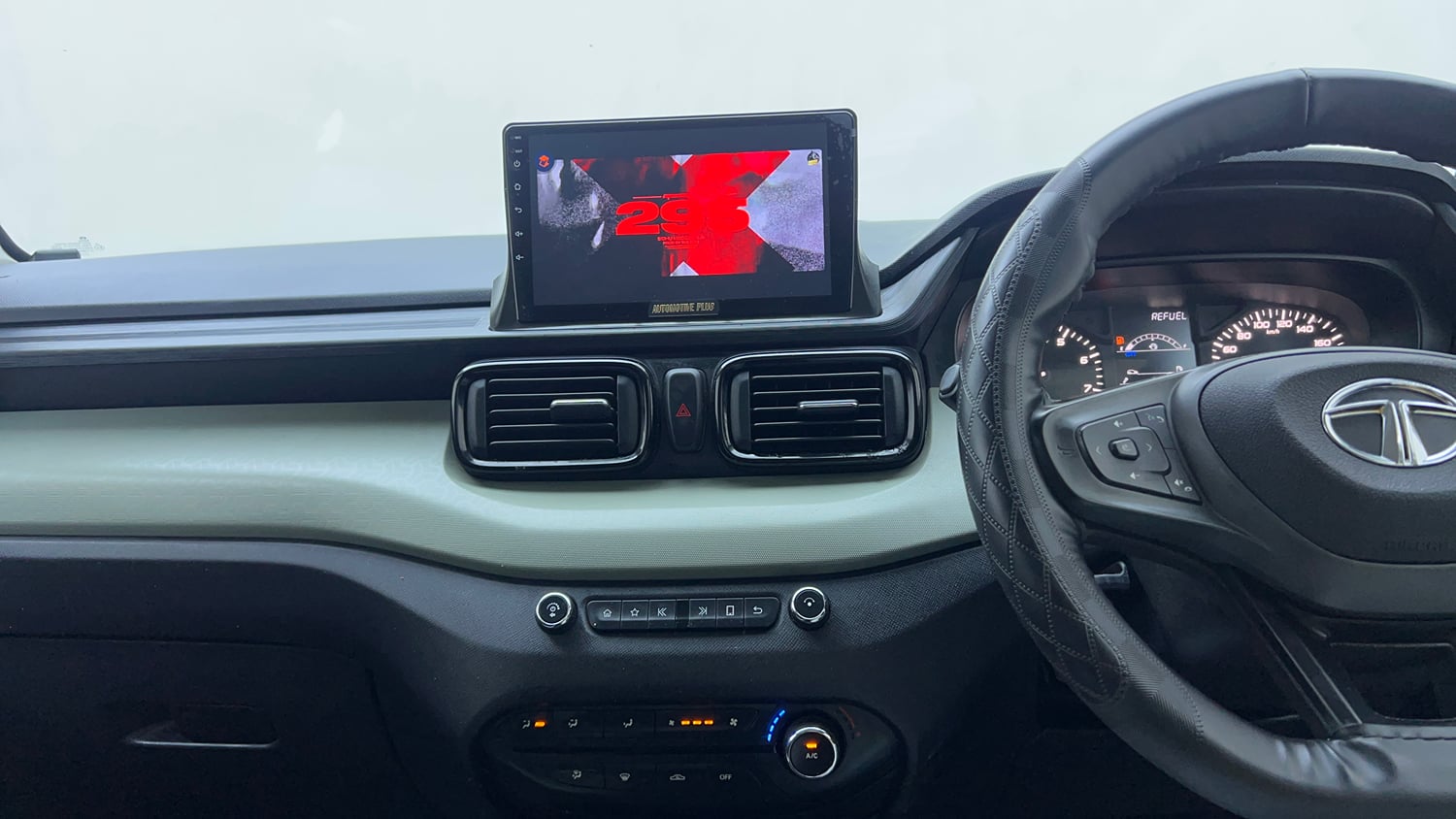 Used 2022 Tata Punch Adventure MT Petrol Manual interior MUSIC SYSTEM & AC CONTROL VIEW