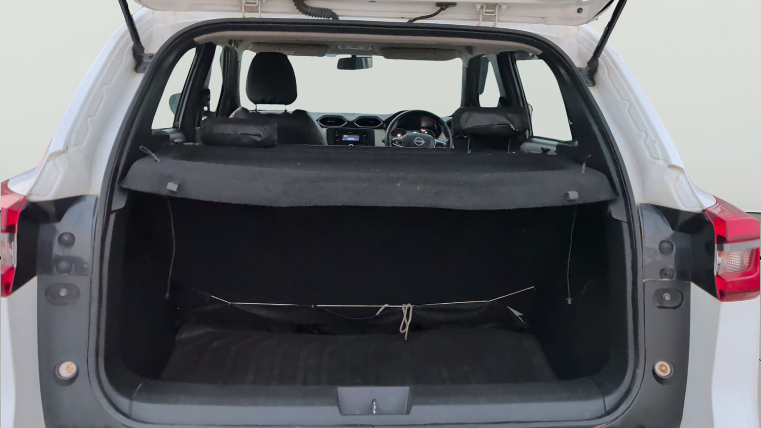 Used 2023 Nissan Magnite XL Petrol Manual interior DICKY INSIDE VIEW