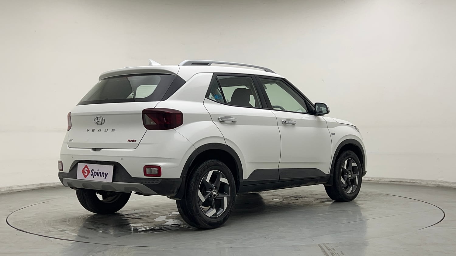 Used 2021 Hyundai Venue SX Plus 1.0 Turbo DCT Petrol Automatic exterior RIGHT REAR CORNER VIEW