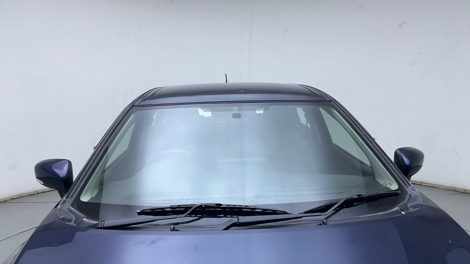 Used 2022 Maruti Suzuki Baleno Delta MT Petrol Manual exterior FRONT WINDSHIELD VIEW
