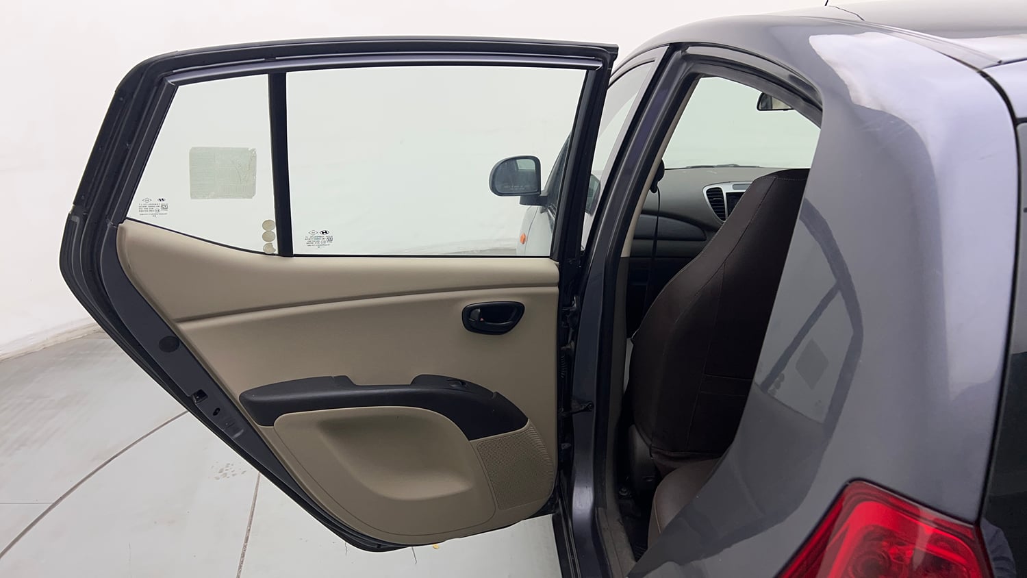 Used 2014 Hyundai i10 Magna 1.1 iRDE2 Petrol Manual interior LEFT REAR DOOR OPEN VIEW