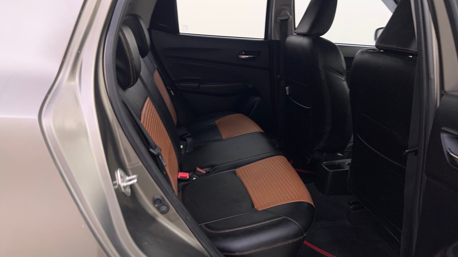 Used 2020 Maruti Suzuki Swift ZXi AMT Petrol Automatic interior RIGHT SIDE REAR DOOR CABIN VIEW