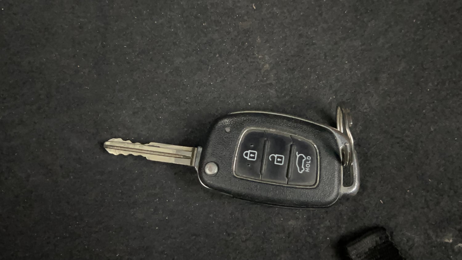 Used 2017 Hyundai Elite i20 Asta 1.2 Petrol Manual extra CAR KEY VIEW