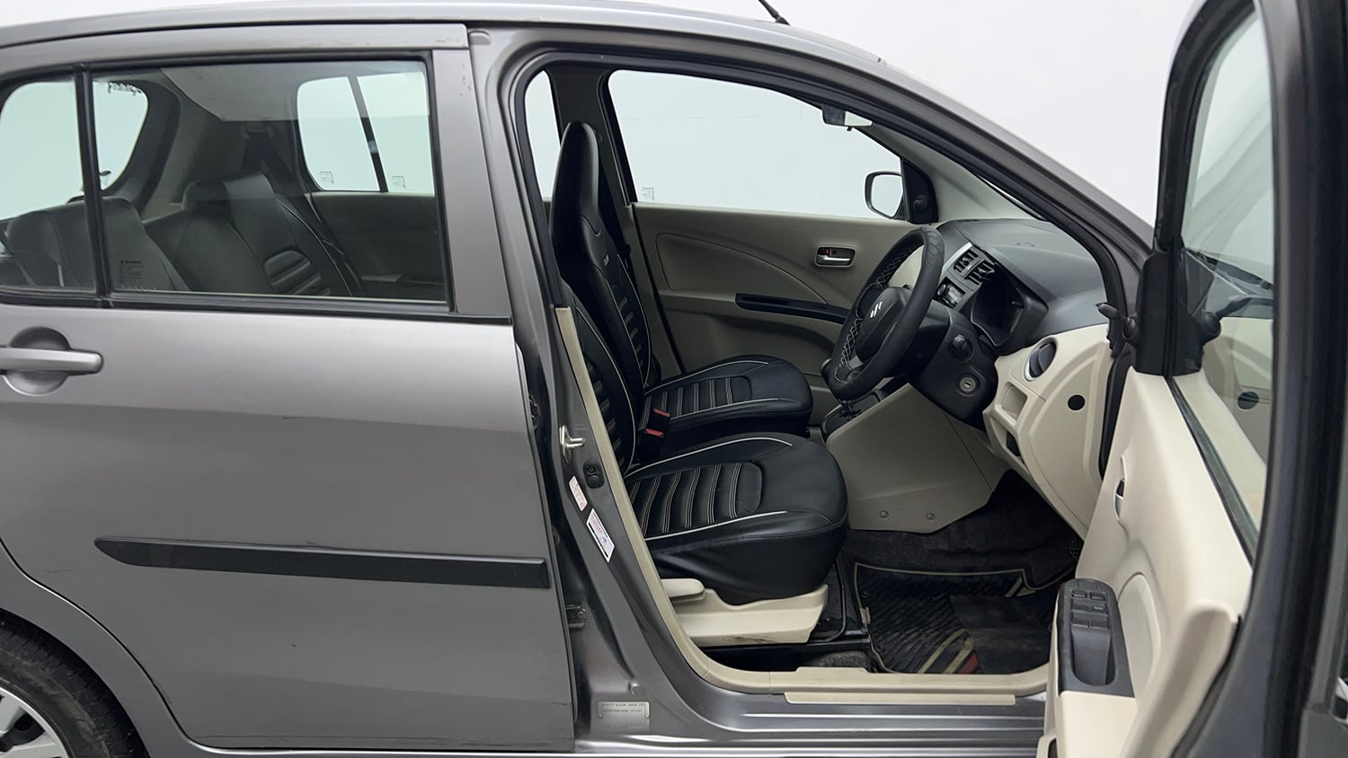 Used 2018 Maruti Suzuki Celerio VXi AMT Petrol Automatic interior RIGHT SIDE FRONT DOOR CABIN VIEW