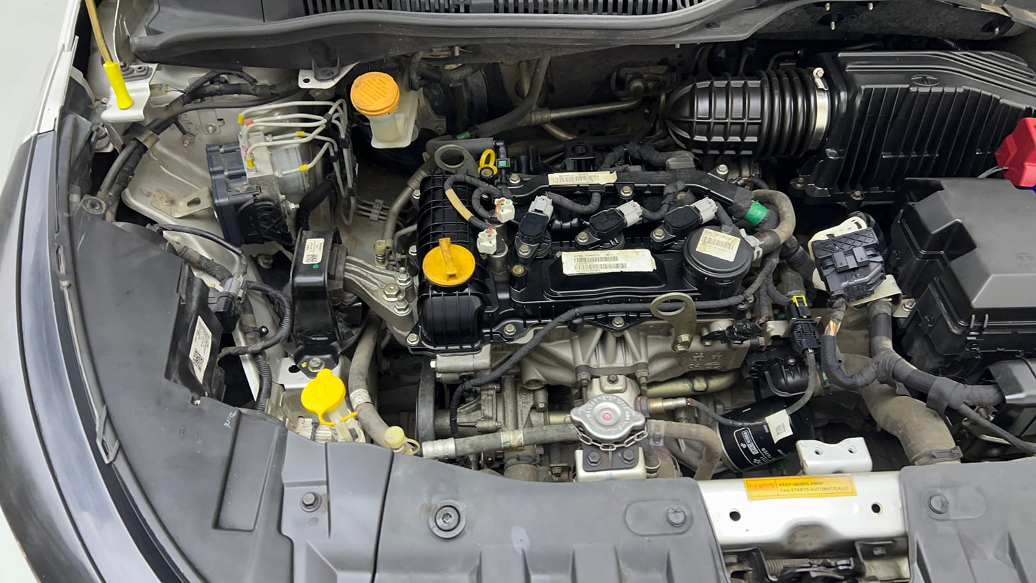 Used 2021 Tata Altroz XT Petrol Petrol Manual engine ENGINE RIGHT SIDE VIEW