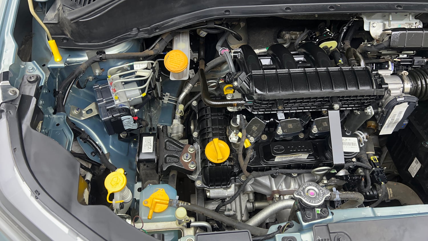 Used 2023 Tata Punch Accomplished Dazzle Pack AMT Petrol Automatic engine ENGINE RIGHT SIDE VIEW