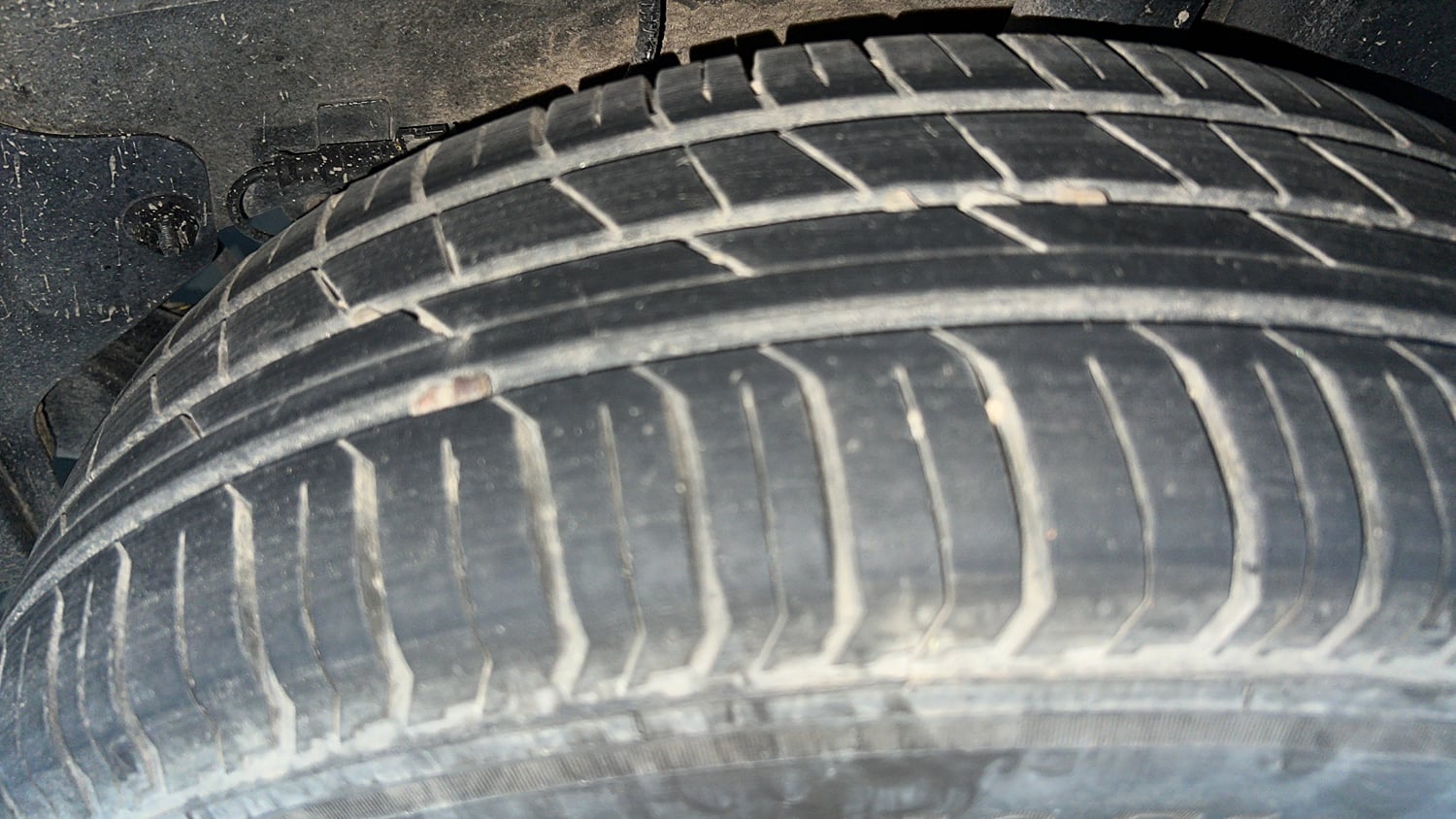 Used 2023 Tata Punch Pure MT Petrol Manual tyres LEFT REAR TYRE TREAD VIEW