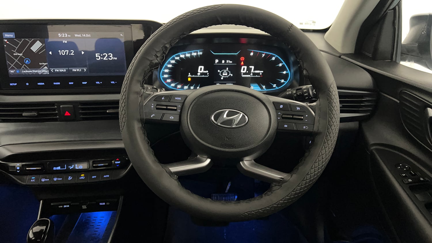 Used 2023 Hyundai i20 Asta (O) 1.2 IVT Petrol Automatic interior STEERING VIEW