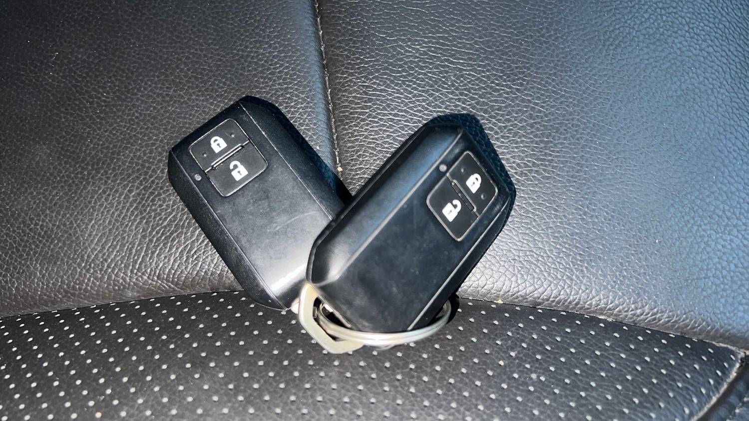 Used 2021 Maruti Suzuki XL6 Alpha AT Petrol Petrol Automatic extra CAR KEY VIEW
