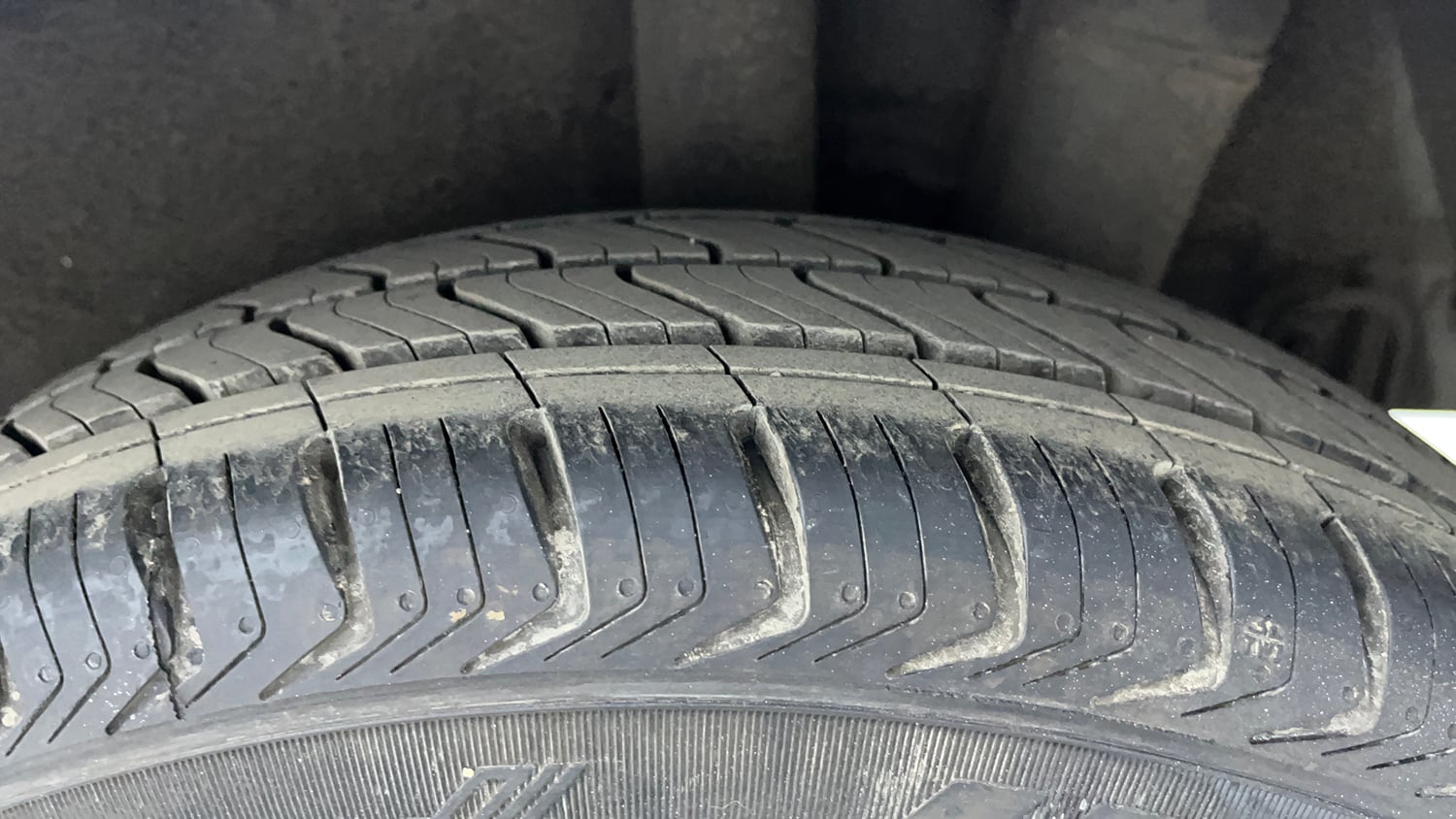 Used 2016 Hyundai Grand i10 Sportz 1.2 Kappa VTVT Petrol Manual tyres LEFT REAR TYRE TREAD VIEW