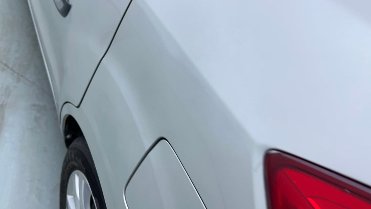 Used 2018 Maruti Suzuki Ertiga VXI CNG (Outside Fitted) Cng Manual dents MINOR DENT