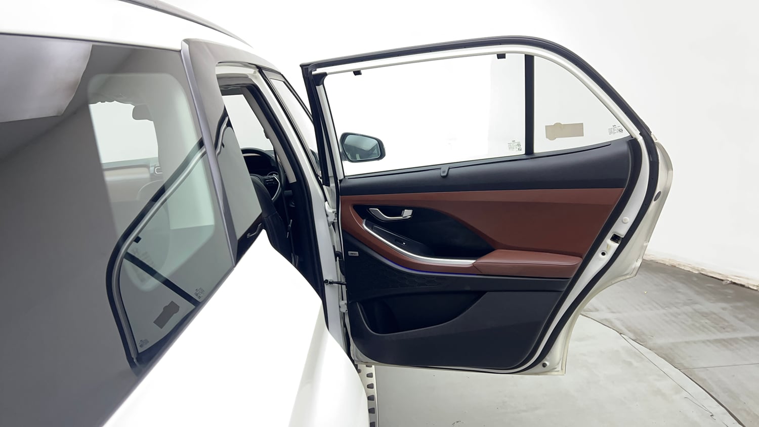 Used 2022 Hyundai Alcazar Signature (O) 6 STR 2.0 Petrol AT Petrol Automatic interior RIGHT REAR DOOR OPEN VIEW
